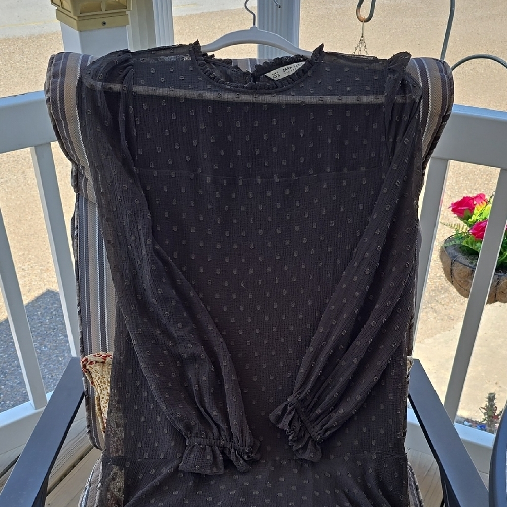 Stylish Black Sheer Top - Picture 3 of 9